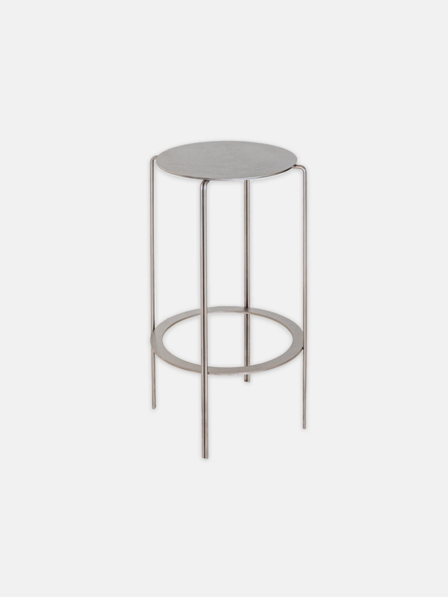 F09 Stool